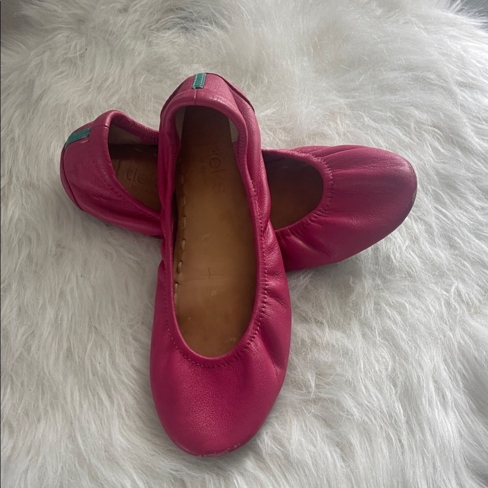 Tieks Fuchsia Ballet Flats
